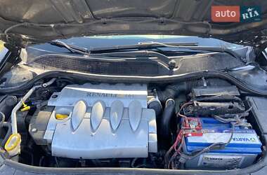 Хетчбек Renault Megane 2006 в 
