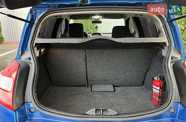 Хетчбек Renault Megane 2006 в 