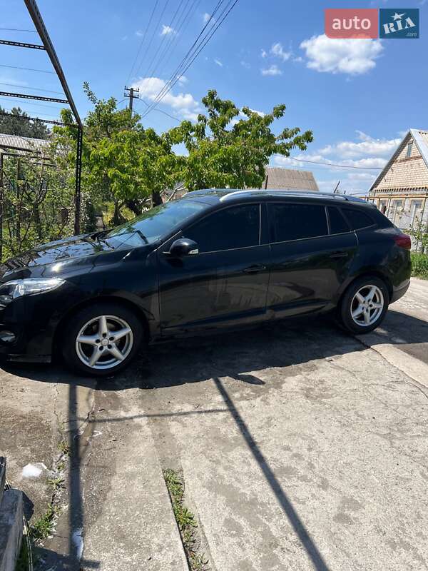 Универсал Renault Megane 2013 в 