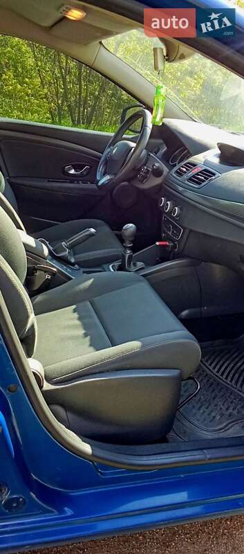 Універсал Renault Megane 2010 в Помічній