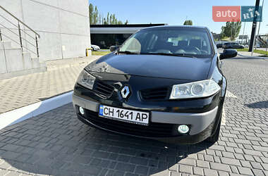 Хэтчбек Renault Megane 2008 в 