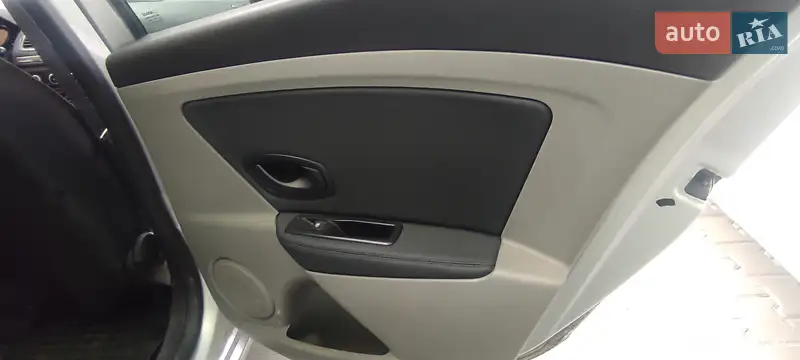 Renault Megane 2010 VIN VF1KZ0AD543700218 фото оголошення 17 з 58
