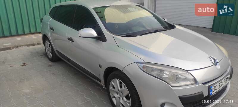Универсал Renault Megane 2010 в Тернополе фото 3 Универсал Renault Megane 2010 в Тернополе