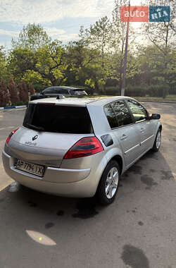 Хетчбек Renault Megane 2006 в 