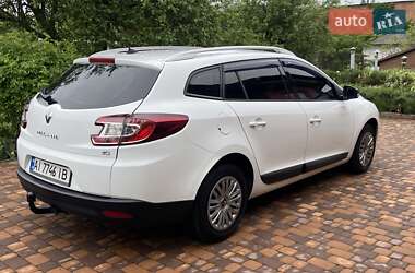 Универсал Renault Megane 2011 в 