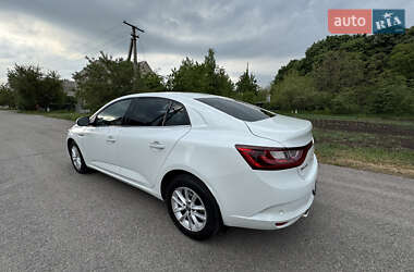 Седан Renault Megane 2020 в 