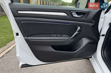 Седан Renault Megane 2020 в 
