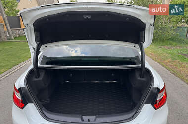 Седан Renault Megane 2020 в 