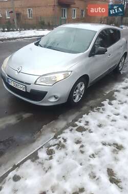 Хетчбек Renault Megane 2011 в 