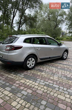 Универсал Renault Megane 2011 в 