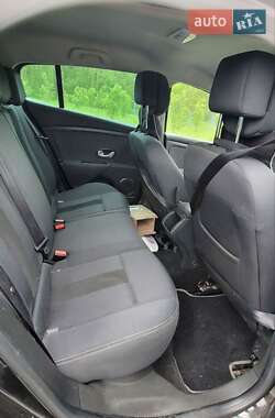 Хэтчбек Renault Megane 2009 в 