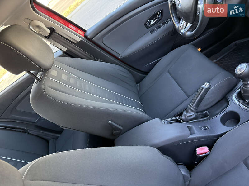 Универсал Renault Megane 2014 в Днепре