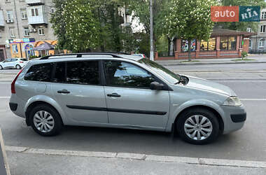 Универсал Renault Megane 2003 в 
