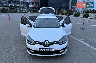 Хэтчбек Renault Megane 2015 в 