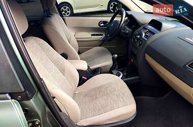 Седан Renault Megane 2006 в 