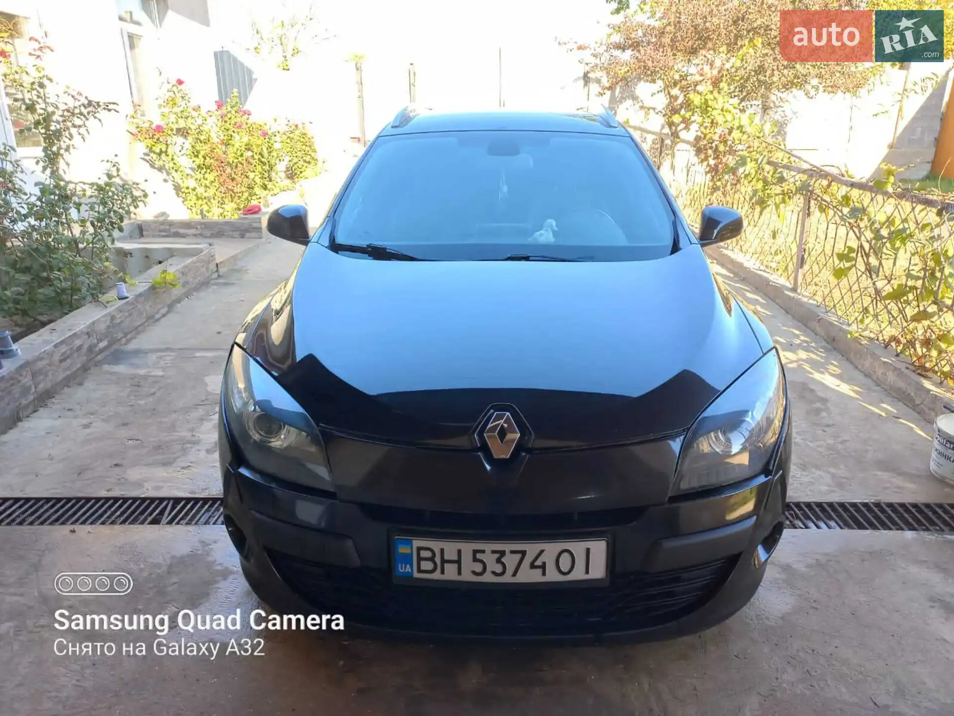 2010 Renault Megane - мініатюра 2