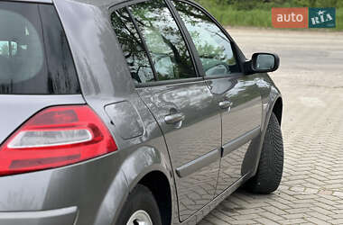 Хэтчбек Renault Megane 2008 в 