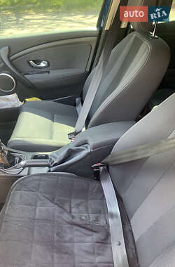 Хэтчбек Renault Megane 2009 в 