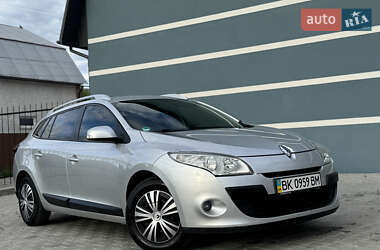 Универсал Renault Megane 2010 в 