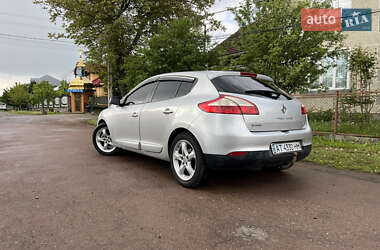 Хетчбек Renault Megane 2013 в 