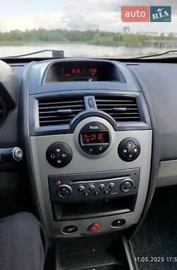 Универсал Renault Megane 2004 в 