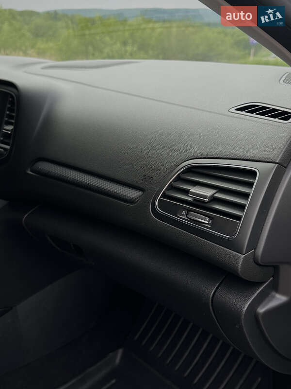 Универсал Renault Megane 2018 в Бориславе фото 22 Универсал Renault Megane 2018 в Бориславе