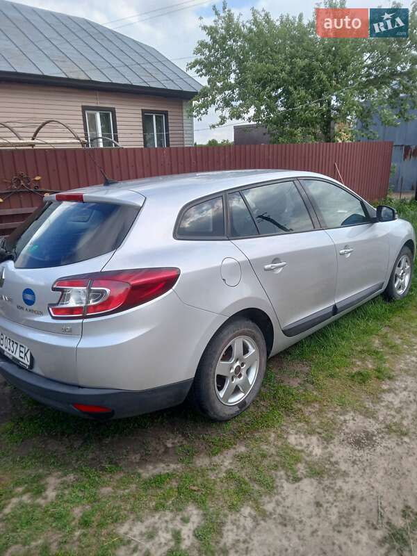 Универсал Renault Megane 2011 в Чернигове
