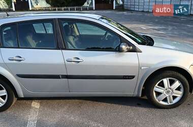 Хетчбек Renault Megane 2004 в 