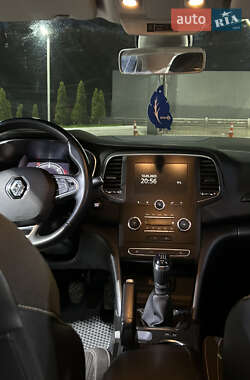 Седан Renault Megane 2020 в 