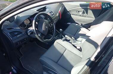 Хетчбек Renault Megane 2010 в 