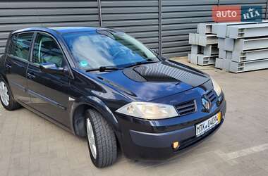 Хетчбек Renault Megane 2006 в 