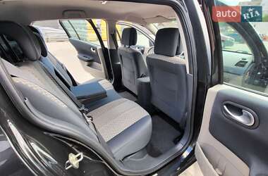 Хетчбек Renault Megane 2006 в 