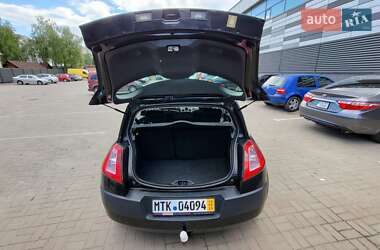 Хетчбек Renault Megane 2006 в 