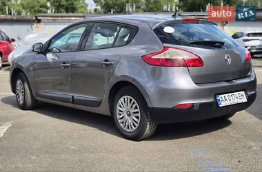 Хетчбек Renault Megane 2009 в 