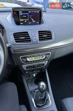 Хэтчбек Renault Megane 2014 в 