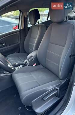 Хэтчбек Renault Megane 2014 в 