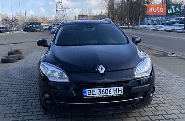 Универсал Renault Megane 2011 в 