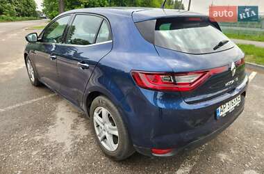 Хэтчбек Renault Megane 2017 в 