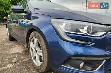 Хэтчбек Renault Megane 2017 в 