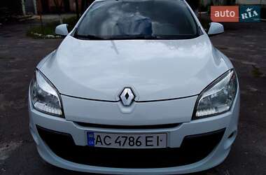 Хэтчбек Renault Megane 2011 в 