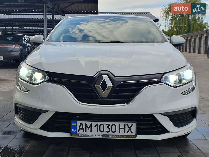 Седан Renault Megane 2019 в 