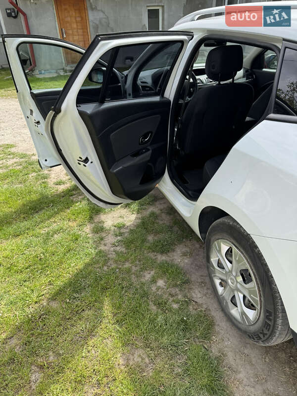 Універсал Renault Megane 2012 в Чорткові фото 11 Універсал Renault Megane 2012 в Чорткові