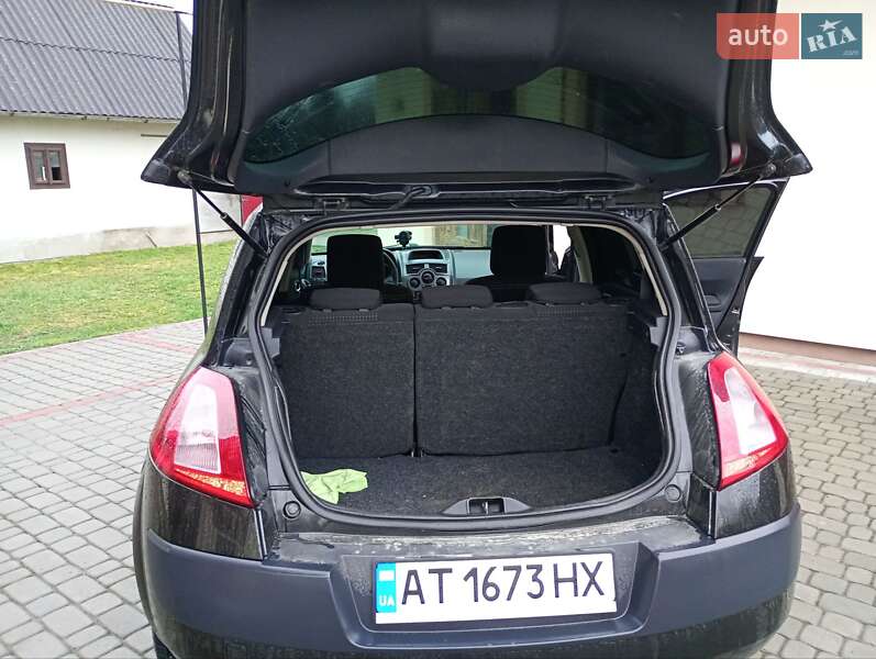 Хэтчбек Renault Megane 2005 в Ивано-Франковске