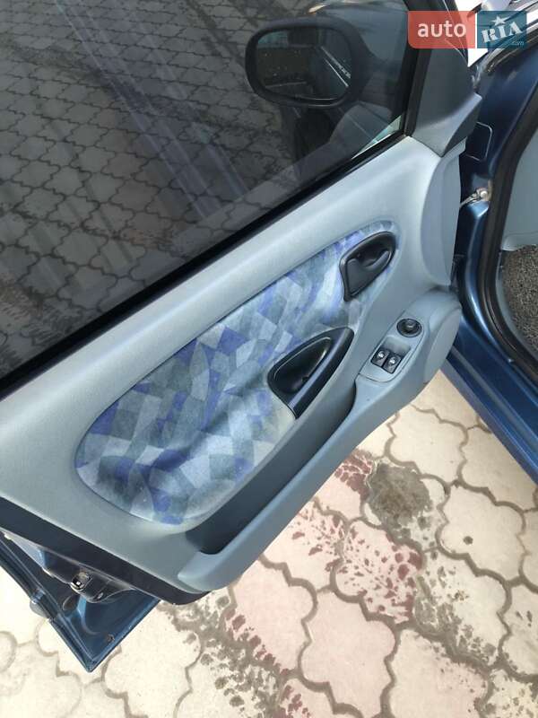 Хэтчбек Renault Megane 1997 в Ровно