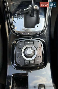 Хэтчбек Renault Megane 2014 в 