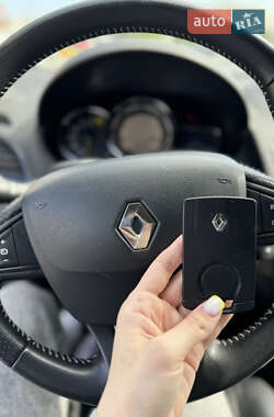 Хэтчбек Renault Megane 2014 в 