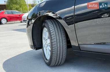 Хэтчбек Renault Megane 2012 в 
