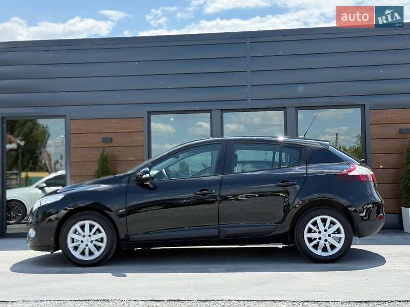 Хэтчбек Renault Megane 2012 в Ровно