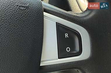 Хэтчбек Renault Megane 2012 в 