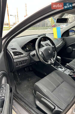 Универсал Renault Megane 2014 в 